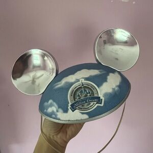 Walt Disney World Year of a Million Dreams Mickey Ears